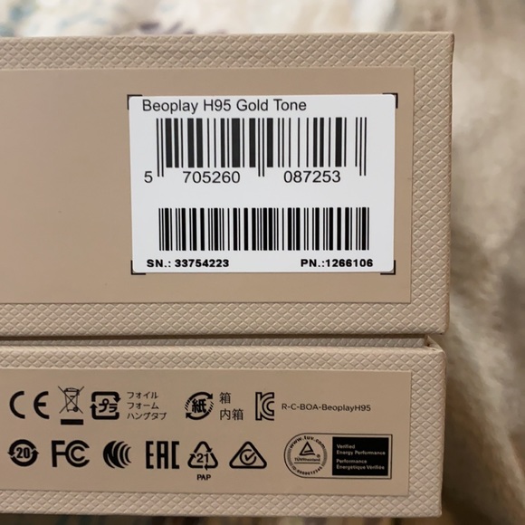 Luxury headphones - Picture 10 of 14